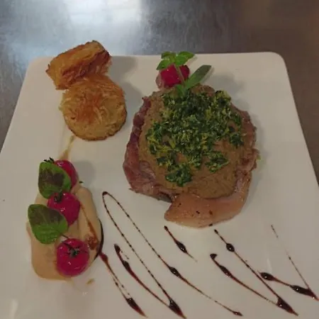 Ξενοδοχείο Logis Le Grand Du Louvre 2*