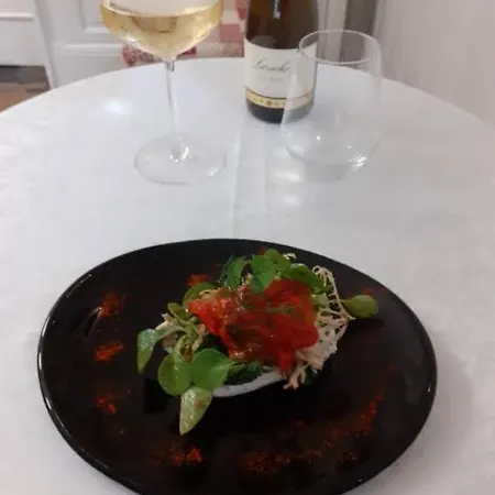 Ξενοδοχείο Logis Le Grand Du Louvre 2*