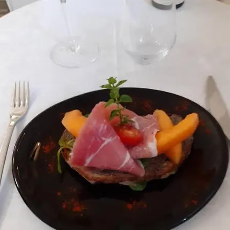 Logis Le Grand Du Louvre 酒店