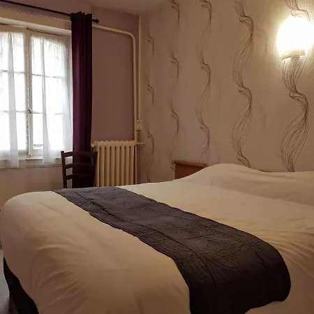 Hotel Logis Le Grand Du Louvre 2*