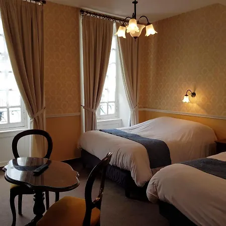 酒店 Logis Le Grand Du Louvre 2*