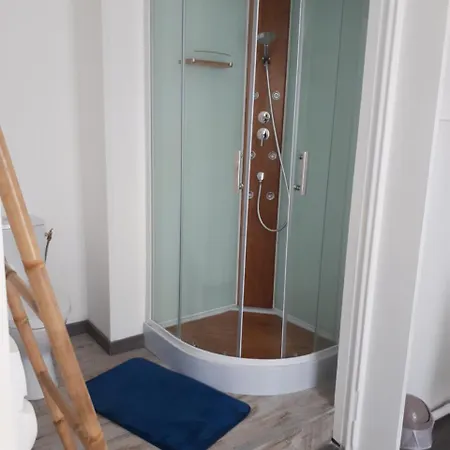 Hotel Logis Le Grand Du Louvre Valognes