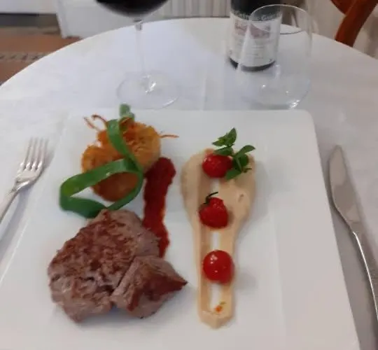 Logis Le Grand Du Louvre