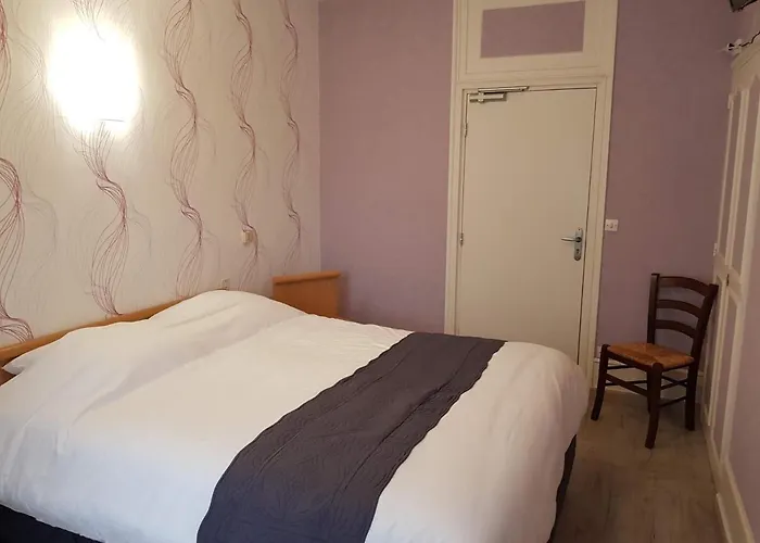 Logis Le Grand Du Louvre 2*